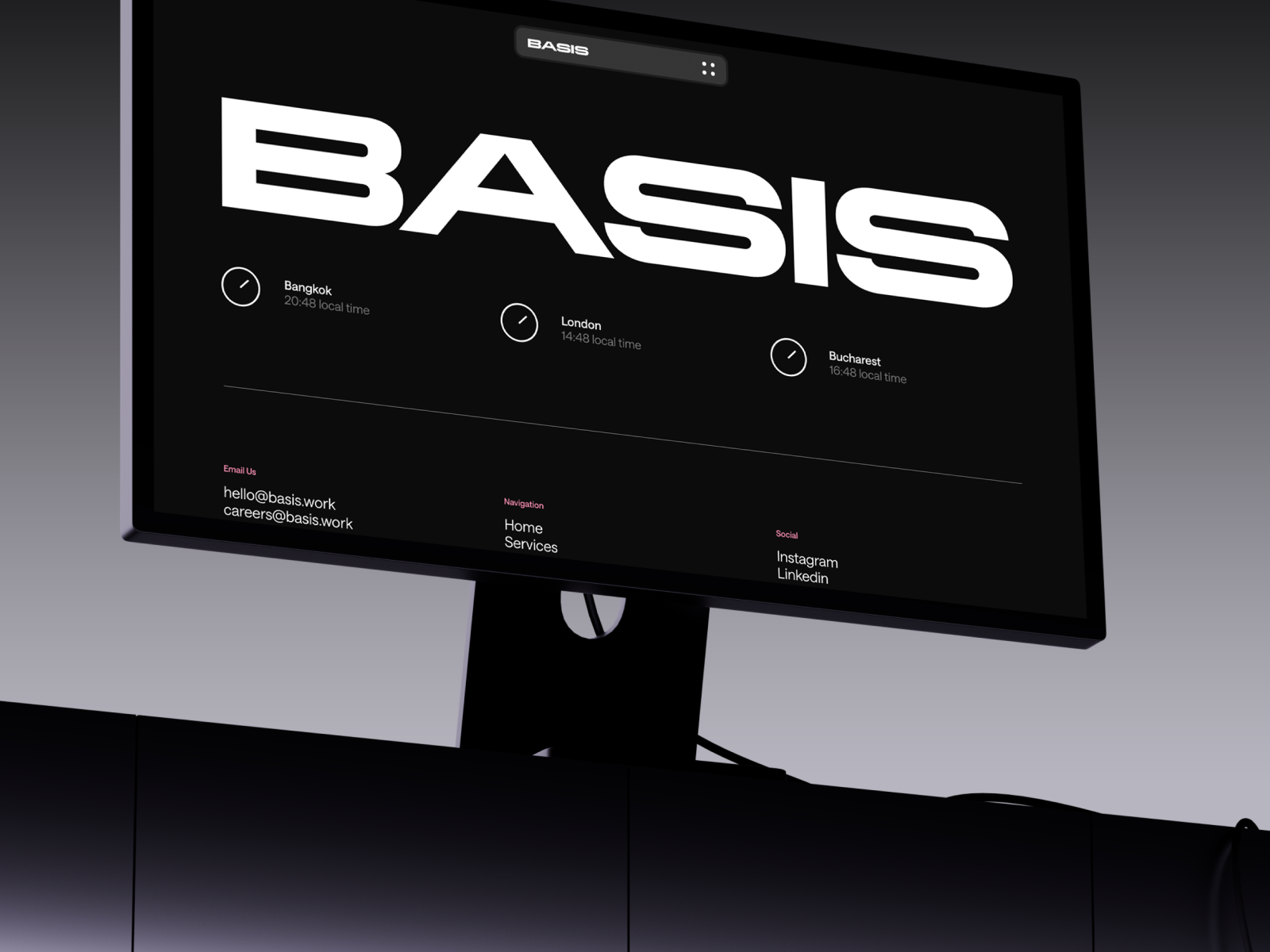Dynamic Clock Footer