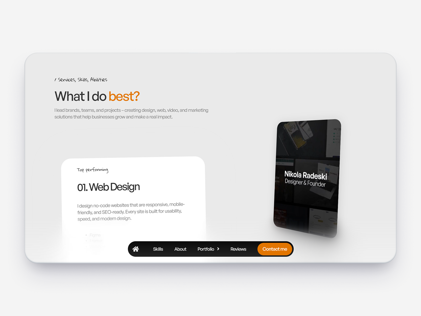 3D Interactive Hero Section on Scroll