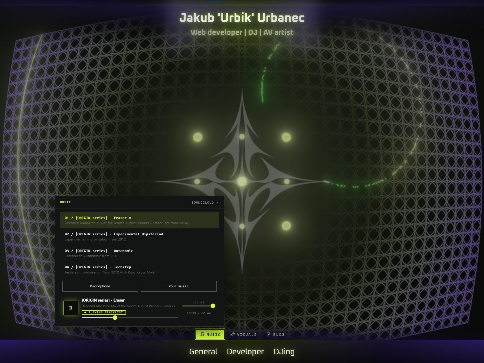 Microphone and sound responding visuals