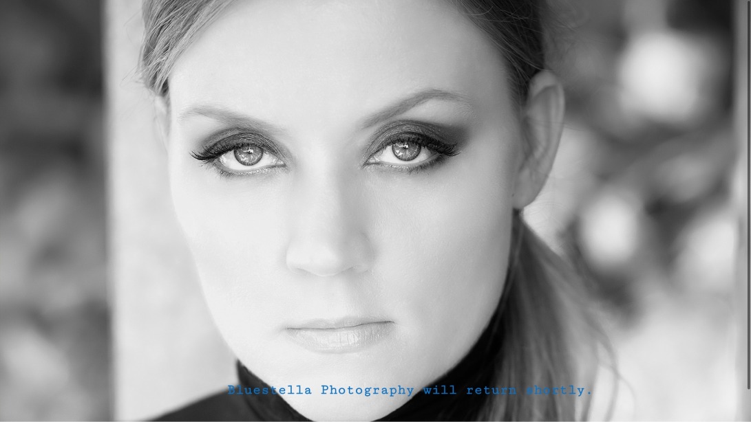 Bluestella Photography | High end affordable headshots that work! Based in Los Angeles.