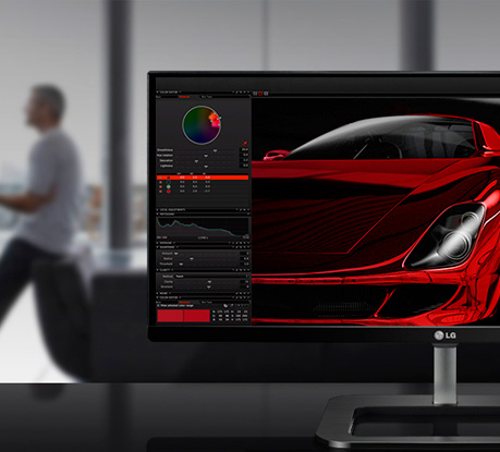 A Versatile 21:9 Panoramic Monitor for Designers