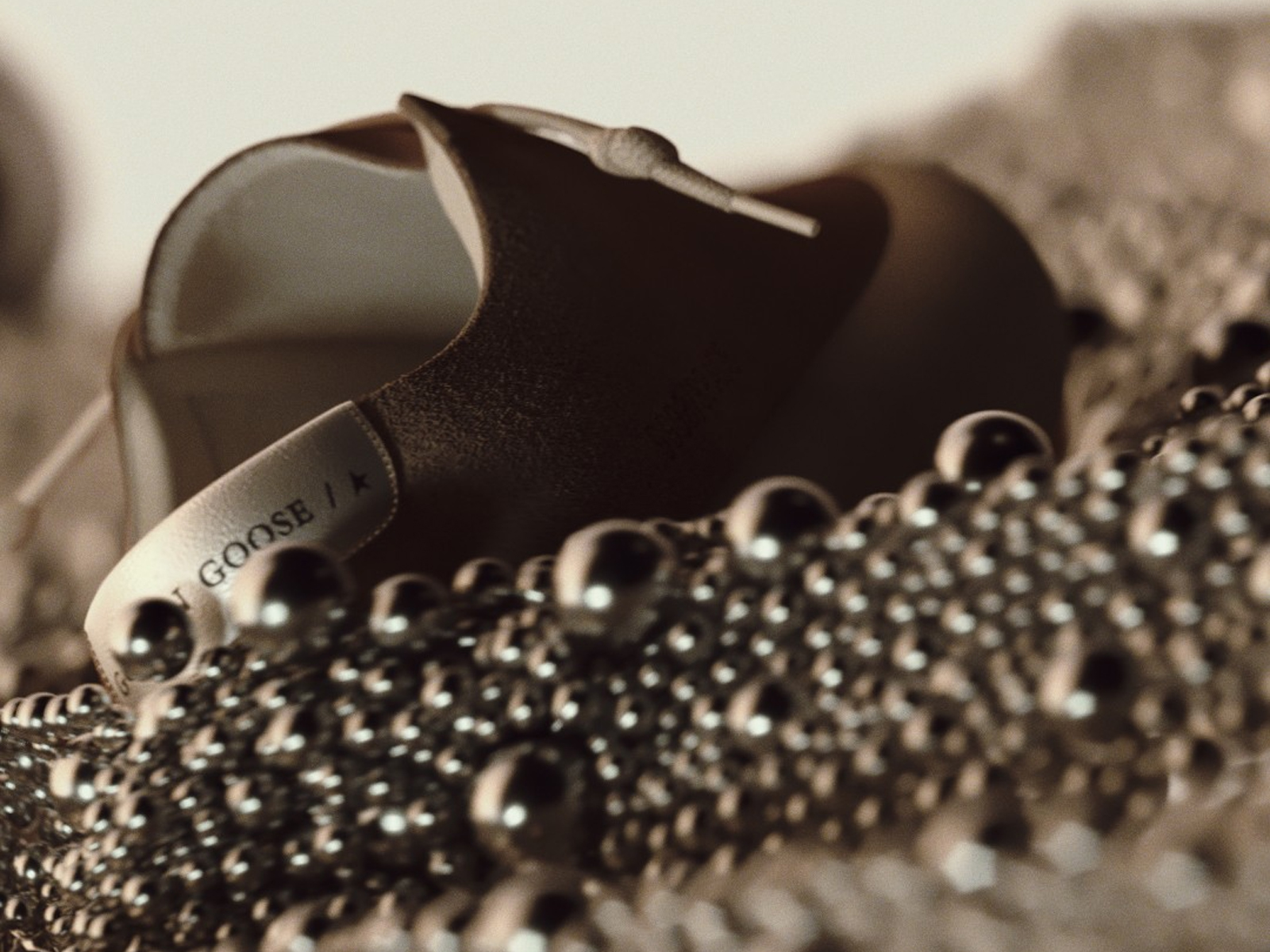 Golden Goose Space-Star | Video